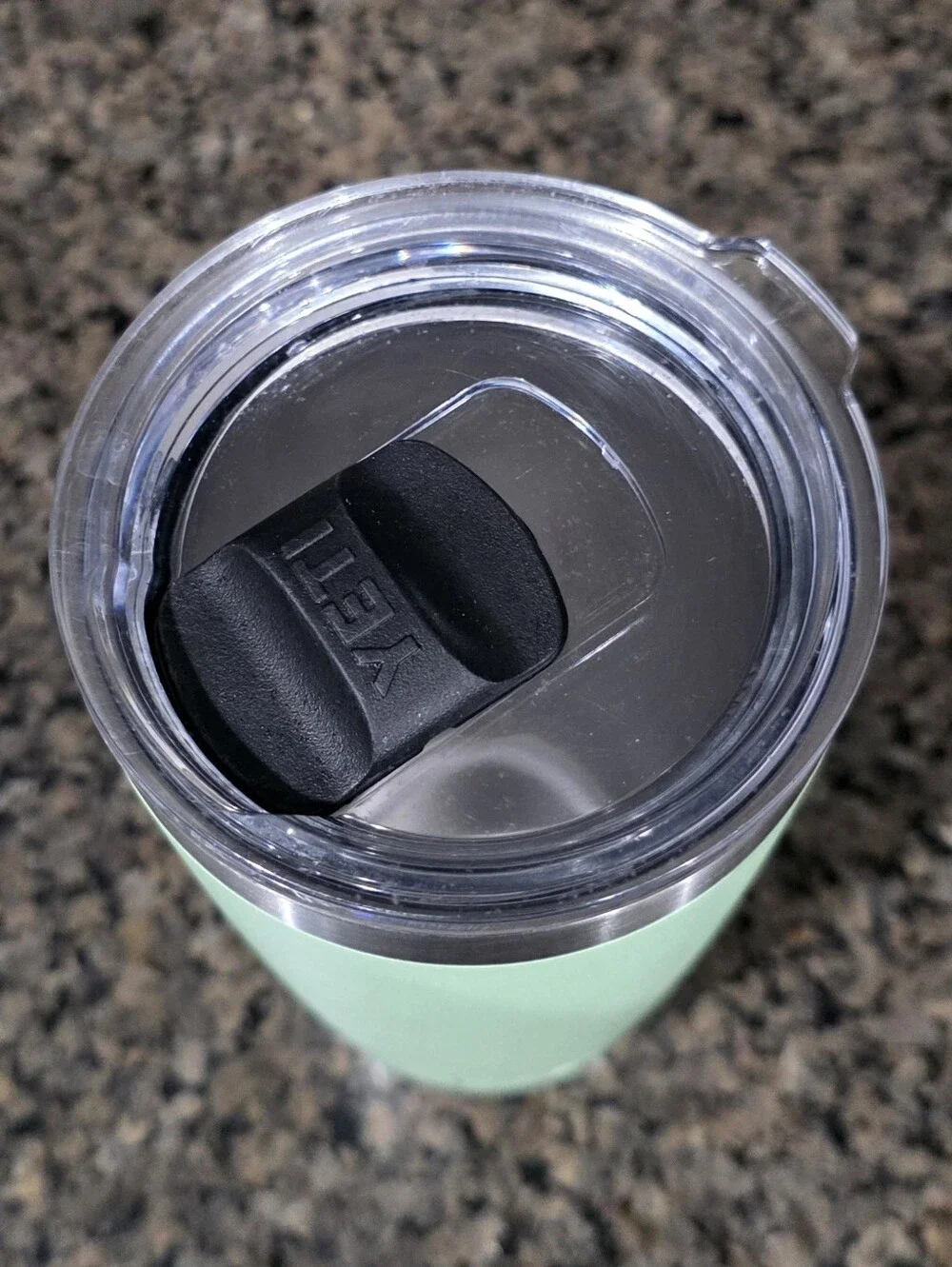 YETI Rambler 20 oz Seafoam Vacuum Insulated Stainless Steel Tumbler w/ MagSlider